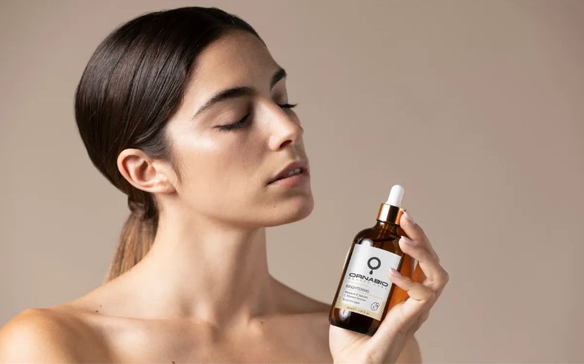 Ornabio Organik Natural Biyolojik C Vitamini Ton Eşitleyici ve Cilt Aydınlatıcı Bakım Serumu